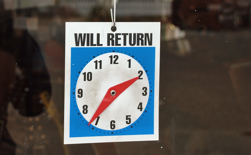 Will Return - Schild als Symbol für Customer Relationship Management